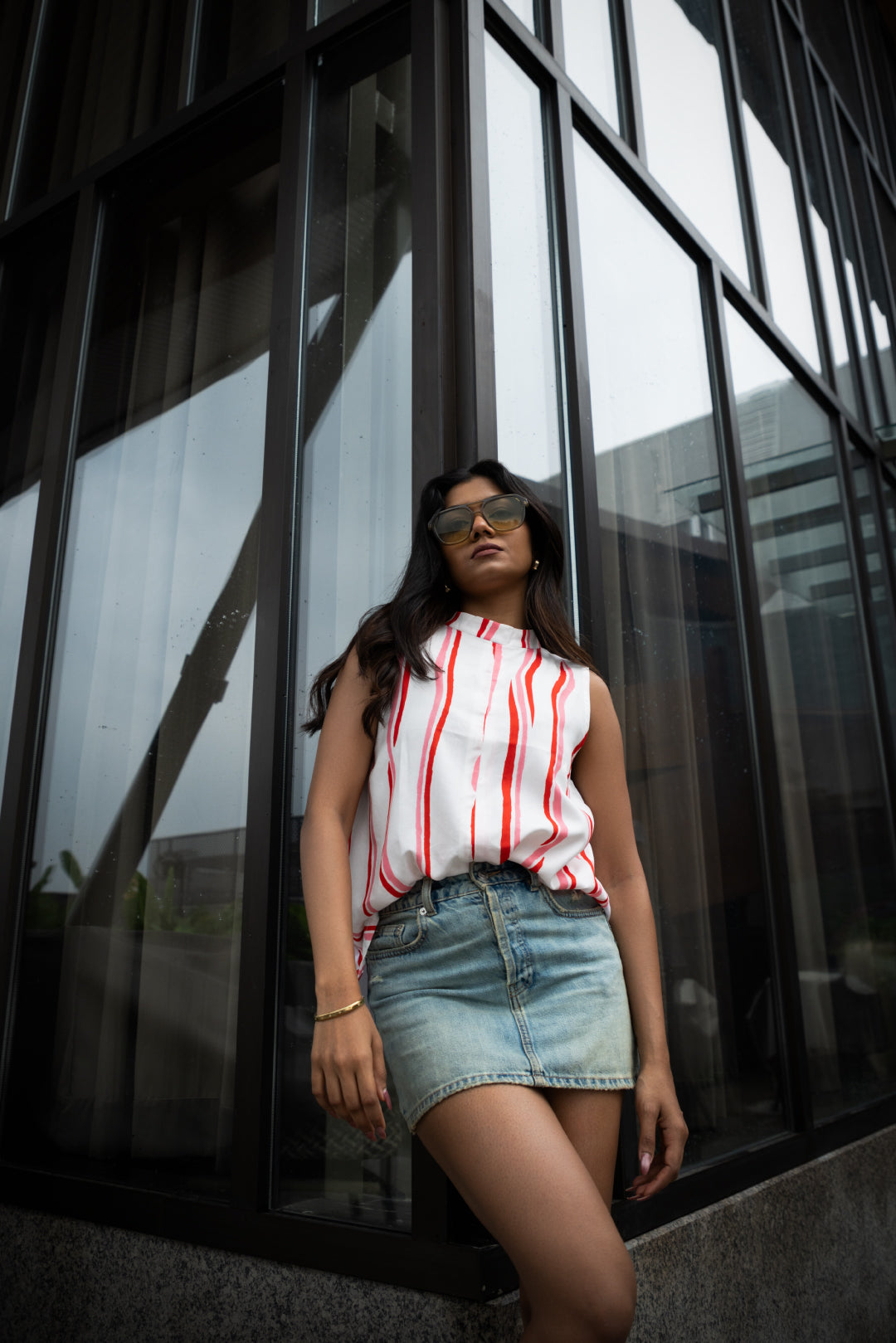 Bloom Red & White Sleeveless Stand-Collar Top