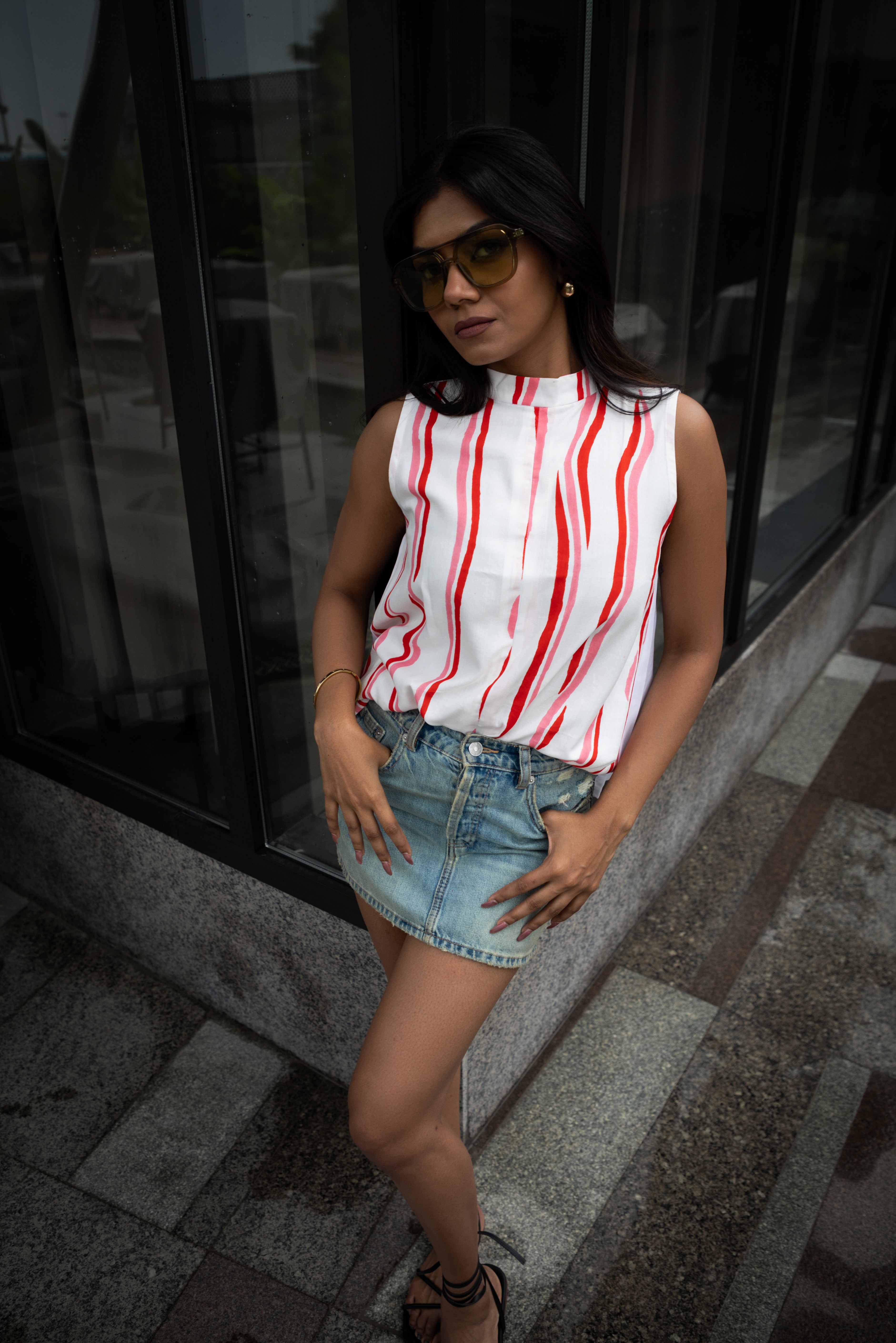 Bloom Red & White Sleeveless Stand-Collar Top